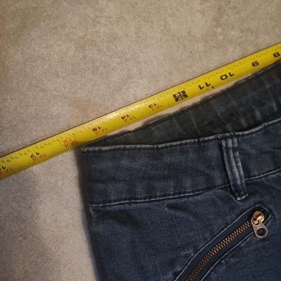 Blue Spice Women's Size 11 Dark Wash, Boot Cut, Slant Pocket Jeans - Picture 2 of 8